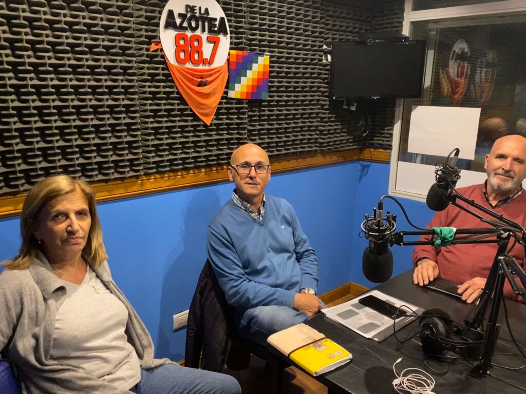 Sebastián Puglisi, Marcelo López y Alicia Braña de la Secretaría de Educación municipal.
