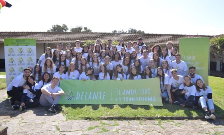 Reunión de voluntarios de Adelante Mar del Plata