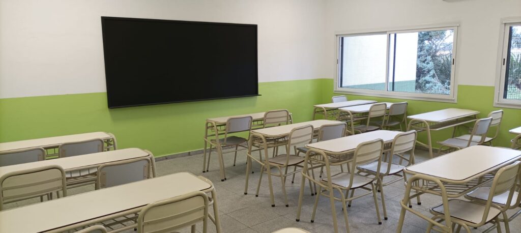 denuncian-cierre-de-cursos-secundarias-marplatenses