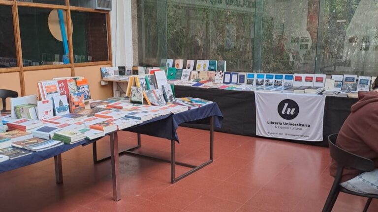 feria-del-libro-universitario