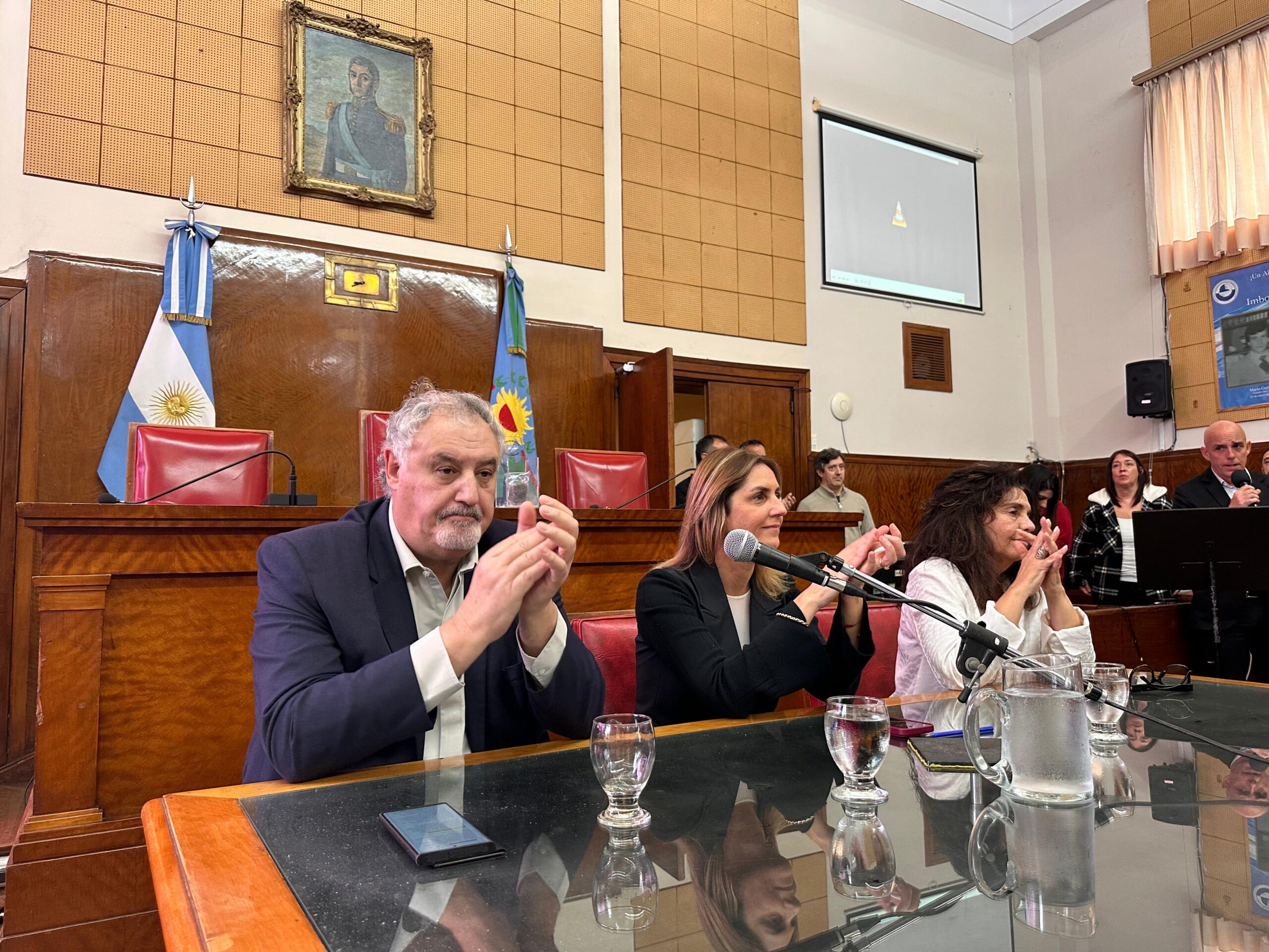 Polivalente y UNMdP HCD