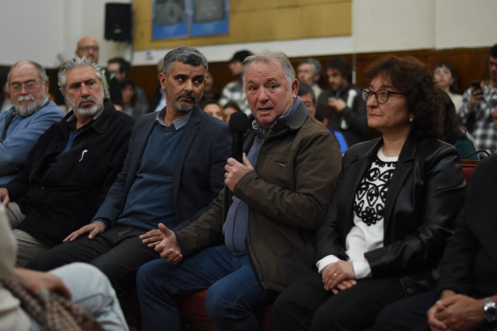 El Concejo Deliberante recibió a la comunidad universitaria para analizar la situación que atraviesa