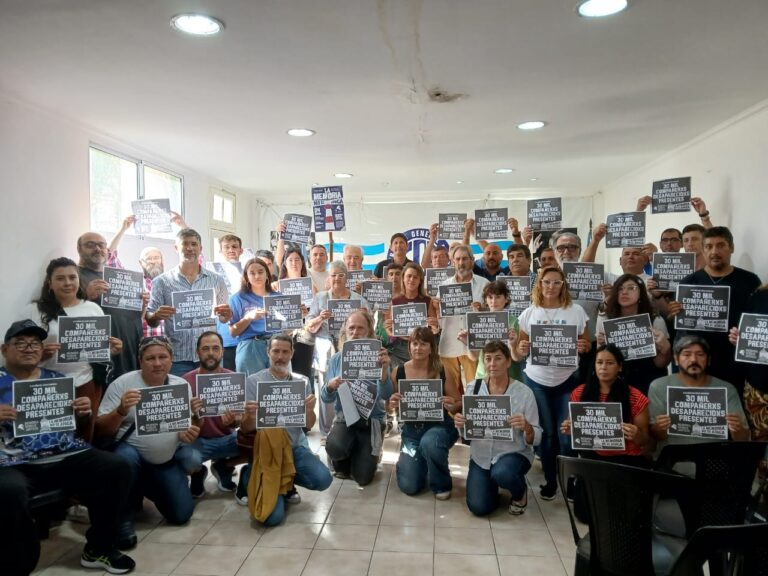 marcha-24-marzo-mar-del-plata-dia-de-la-memoria