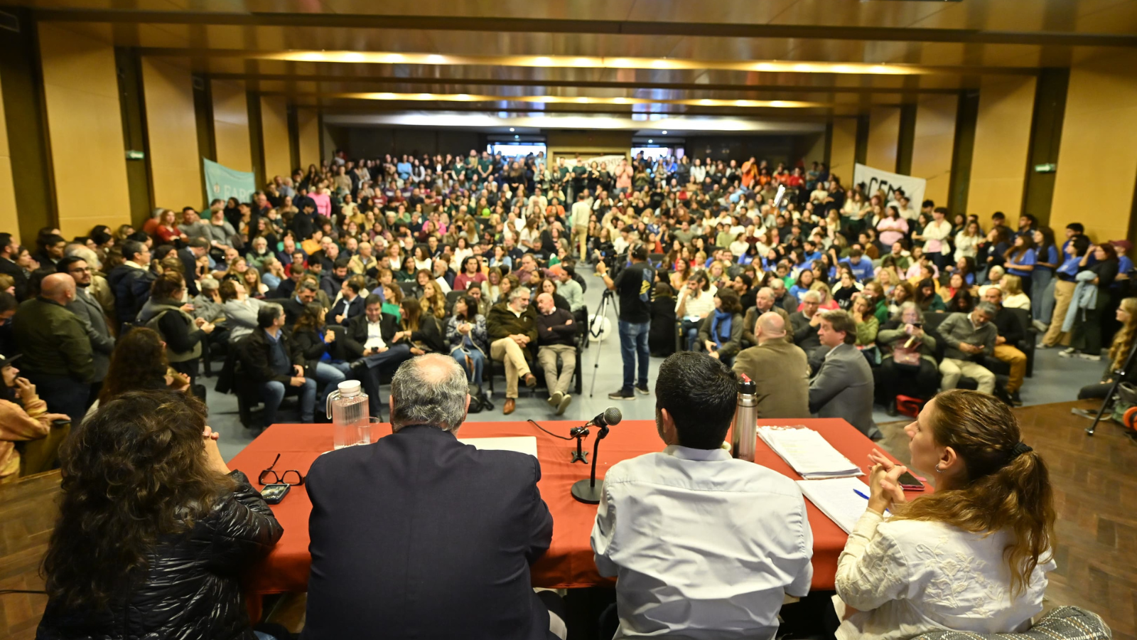 la-escuela-de-medicina-se-convirtio-en-facultad