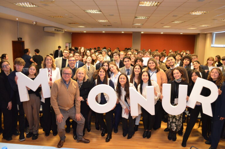monur-una-experiencia-diplomatica-para-jovenes
