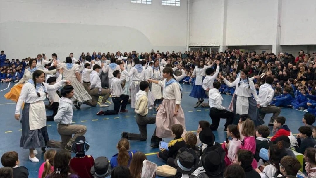 actos-escolares-argentina-columna