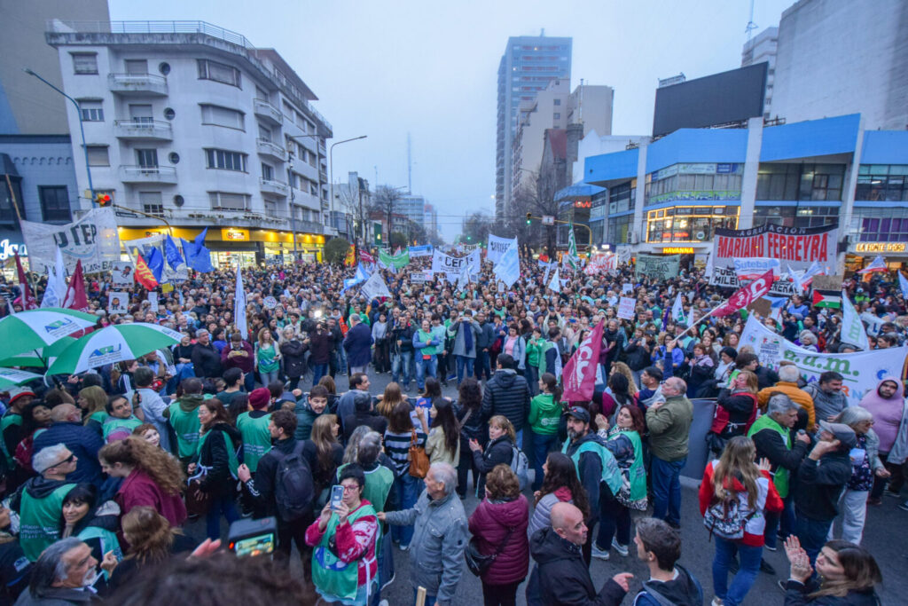 tercera-marcha-federal-universitaria-mar-del-plata