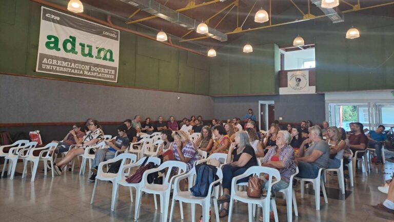adum-impulsa-una-semana-de-paro-por-mes