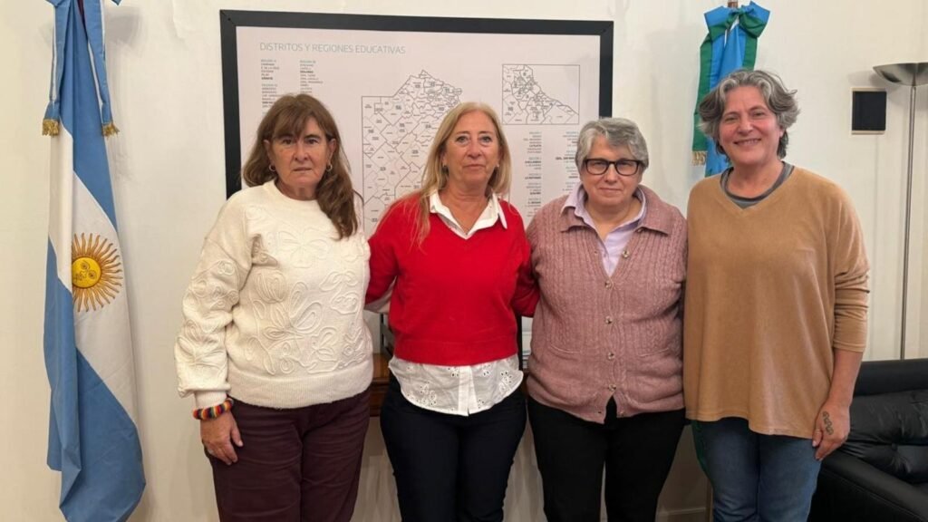 sadop-reunion-con-direccion-general-de-cultura-y-educacion