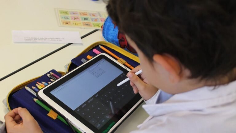 deepfakes-en-la-escuela-falta-de-educacion-digital