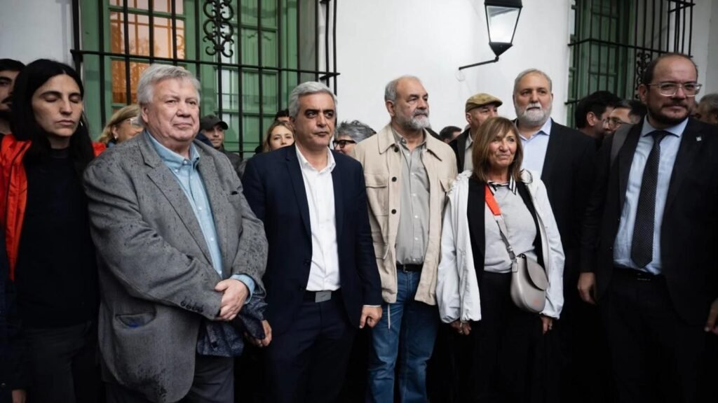 reunion-del-cin-en-el-cabildo-buenos-aires
